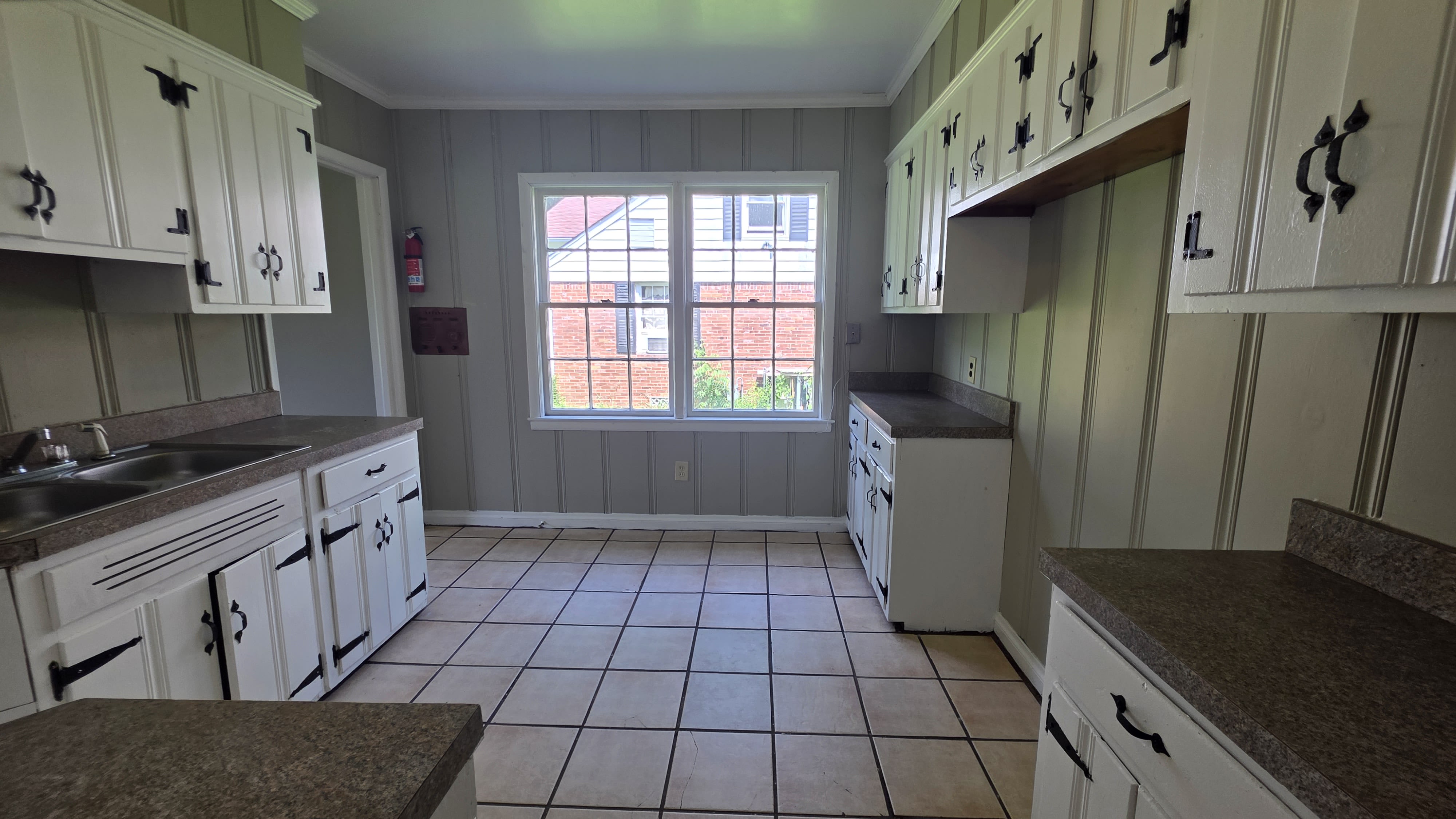 1393 Ridgewood Park Rd – photo 3