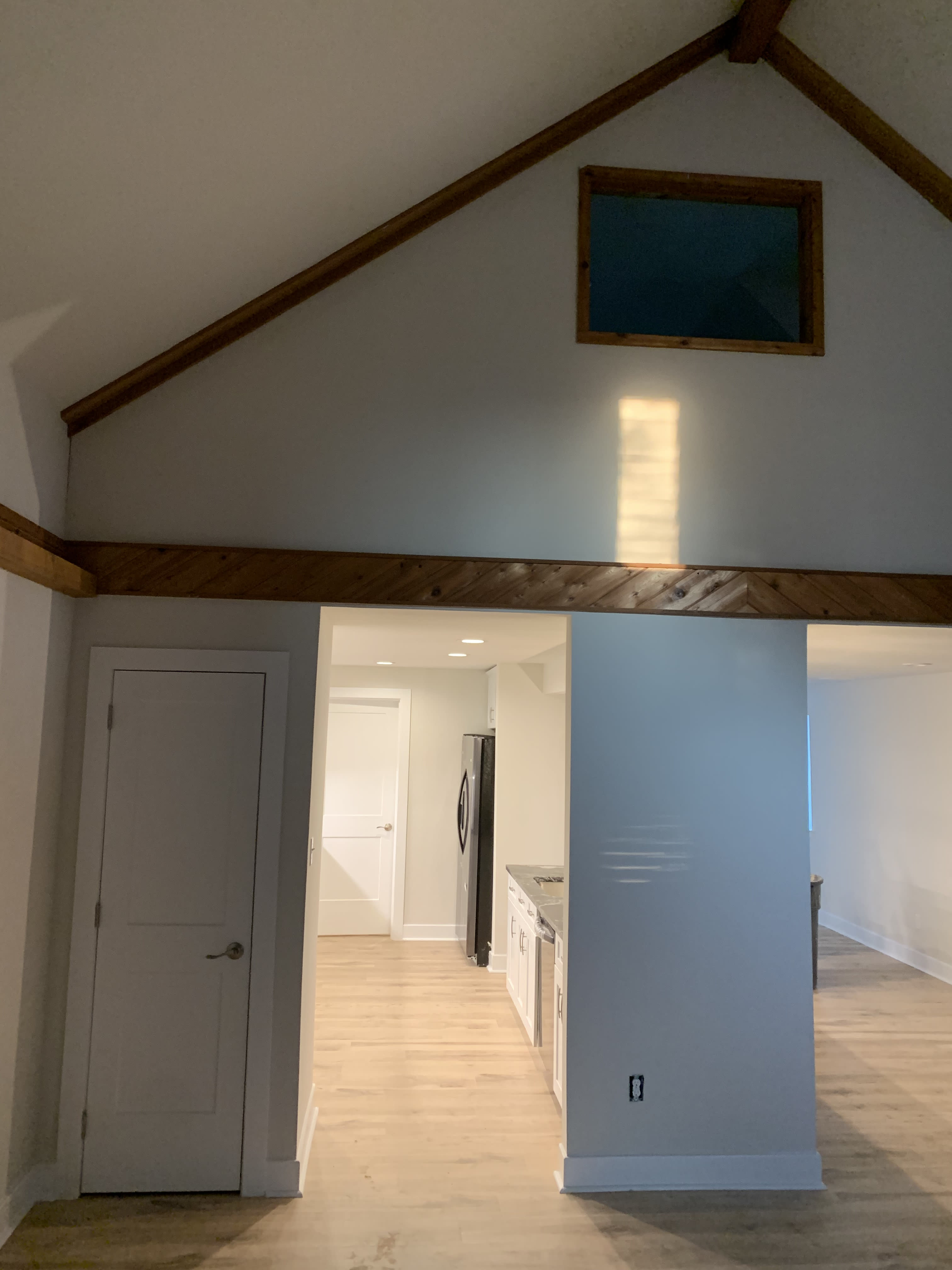 601 Bridge Street – photo 4