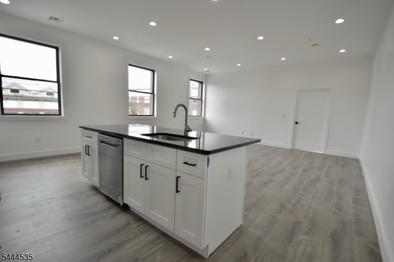 340 Millburn Ave – photo 4