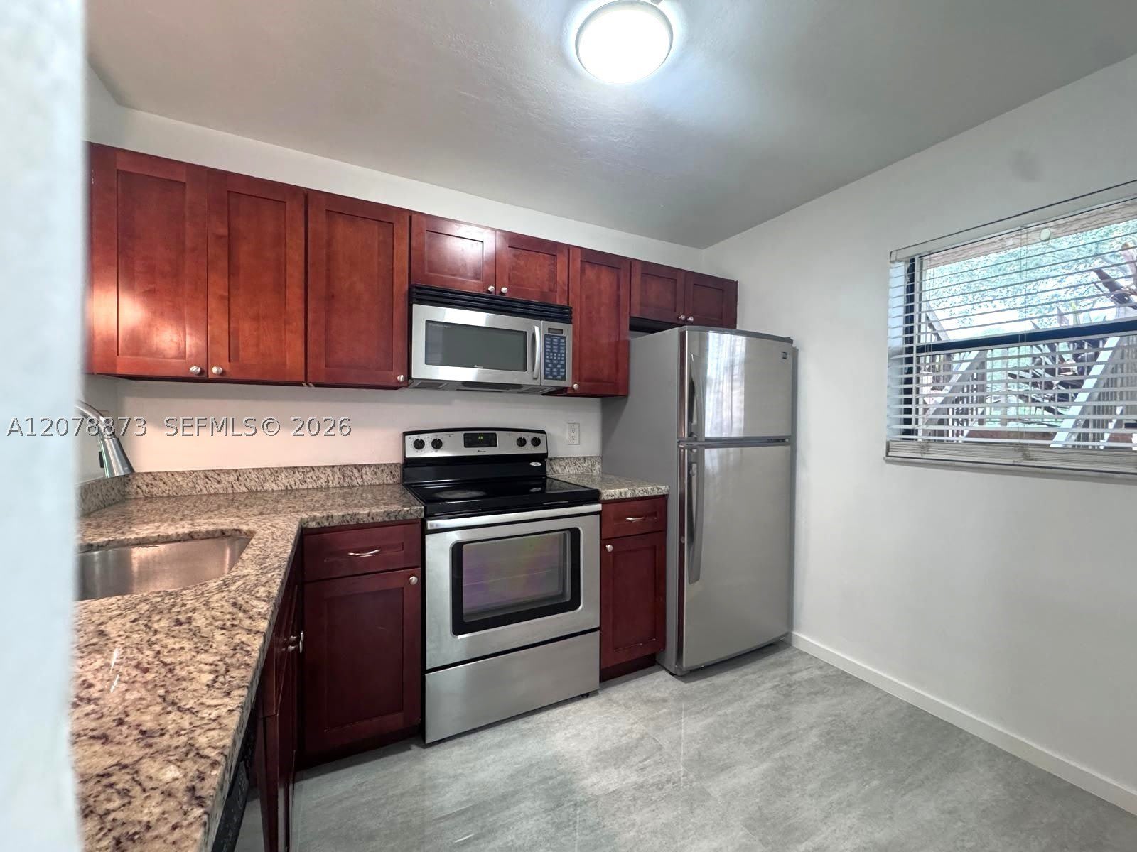 10325 NW 11th St – photo 5