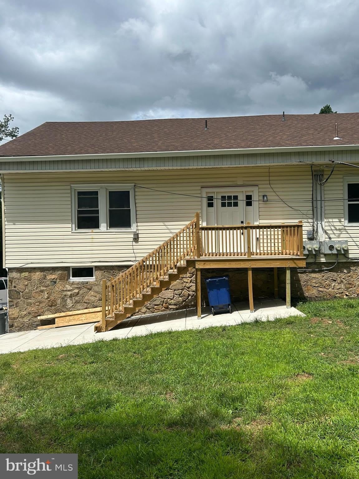 71 DREAMLAND PARK Drive – photo 2