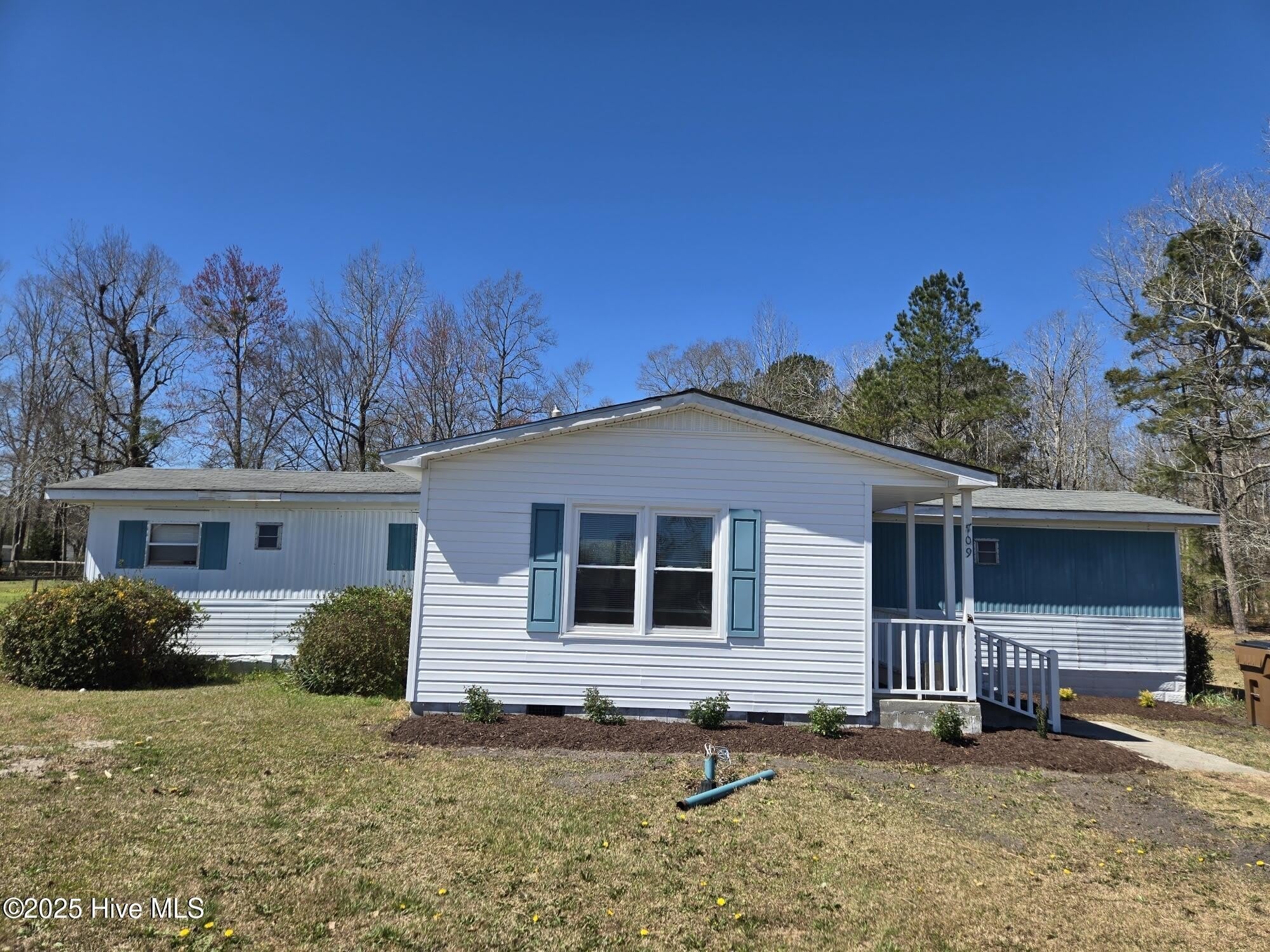 709 Jim Blake Road – photo 2