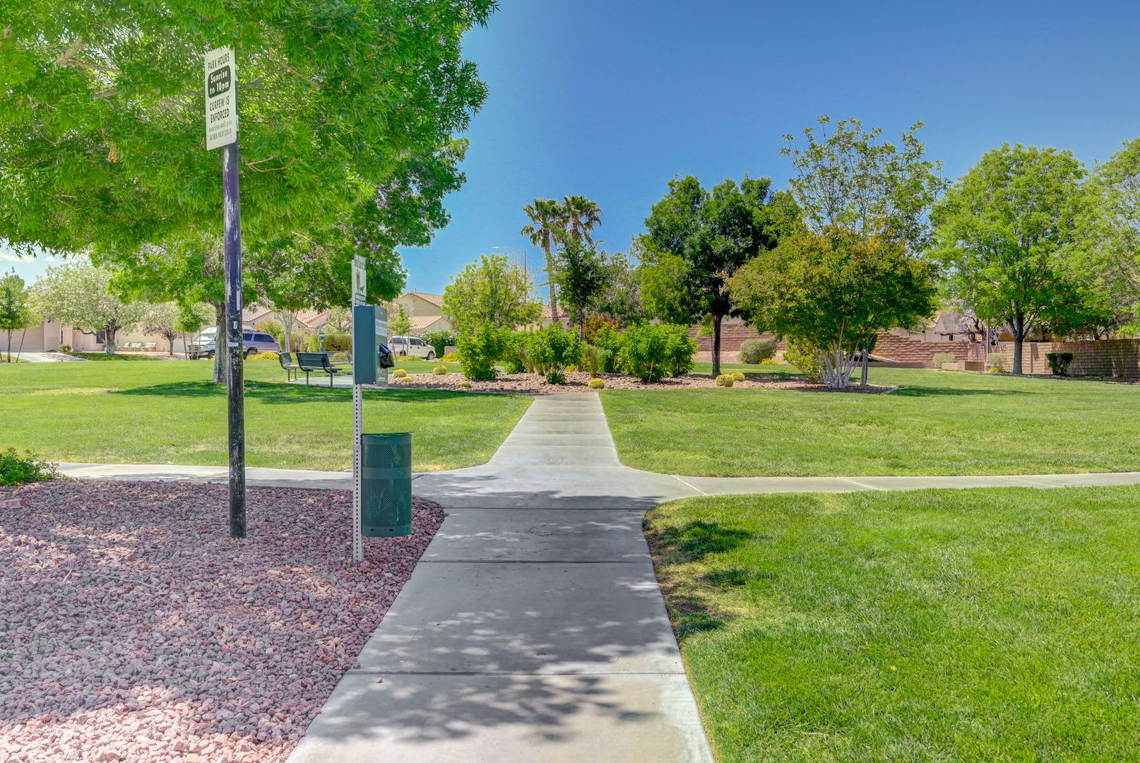 8621 Grand Pine 5Bd – photo 3