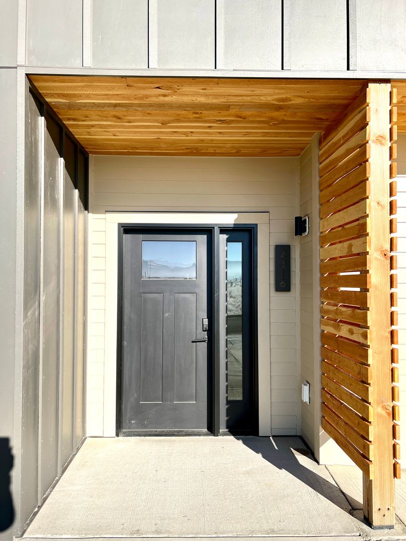 New, Pet Friendly, 2 bed 2 bath Townhouses! – photo 5