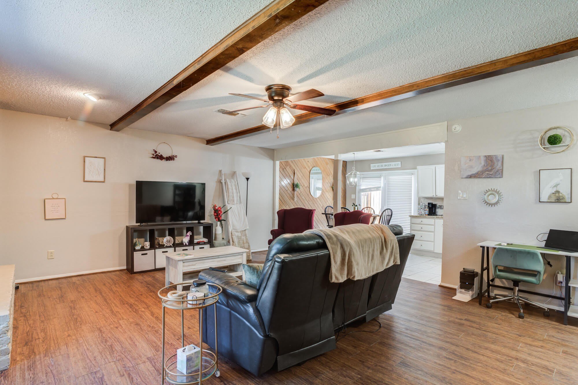 8633 Knoxville Drive – photo 5