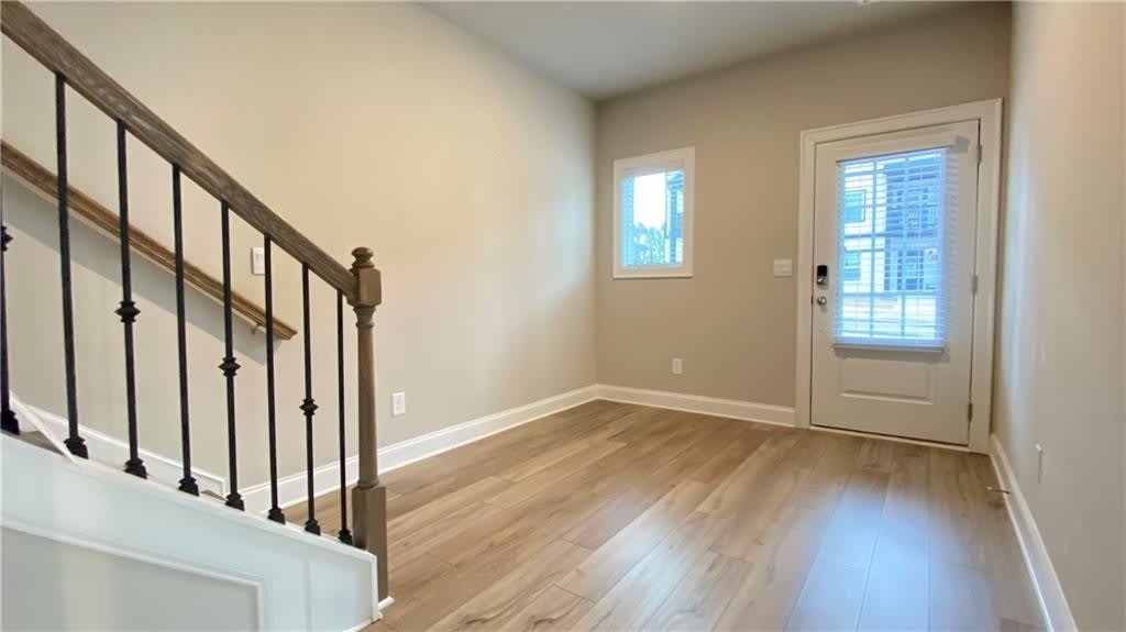 1040 Knoxboro Lane – photo 3