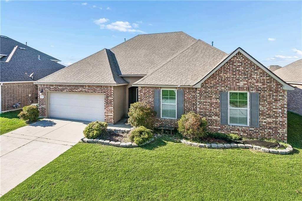 697 Lakeshore Village Drive – photo 1