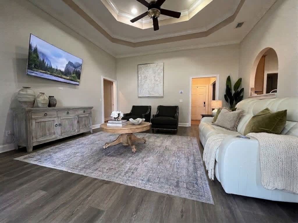 276 Wellington Pl – photo 2