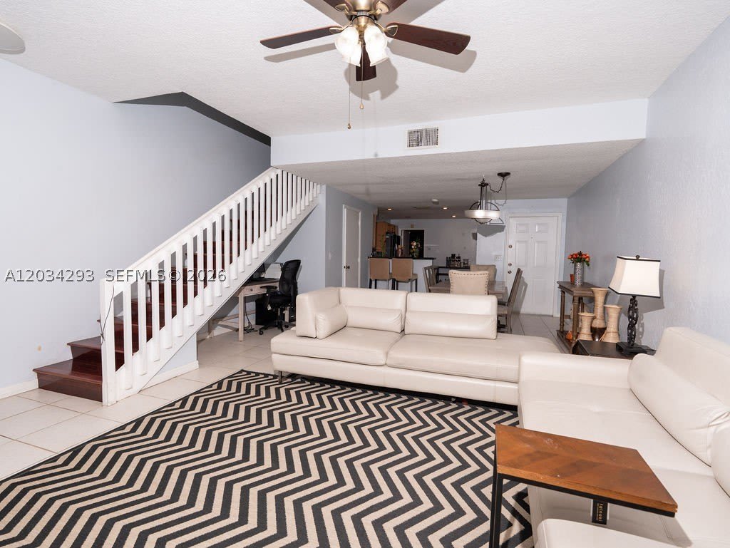 1611 Veracruz Ln – photo 4