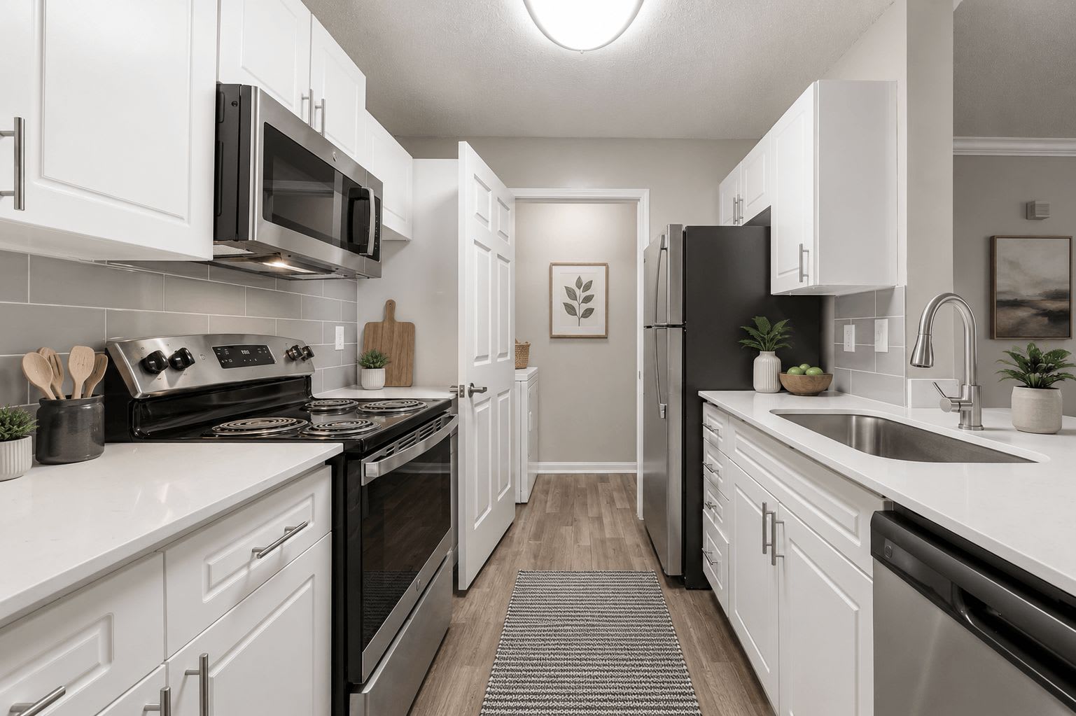 Alexander Crossing Apartments Townhomes – photo 2