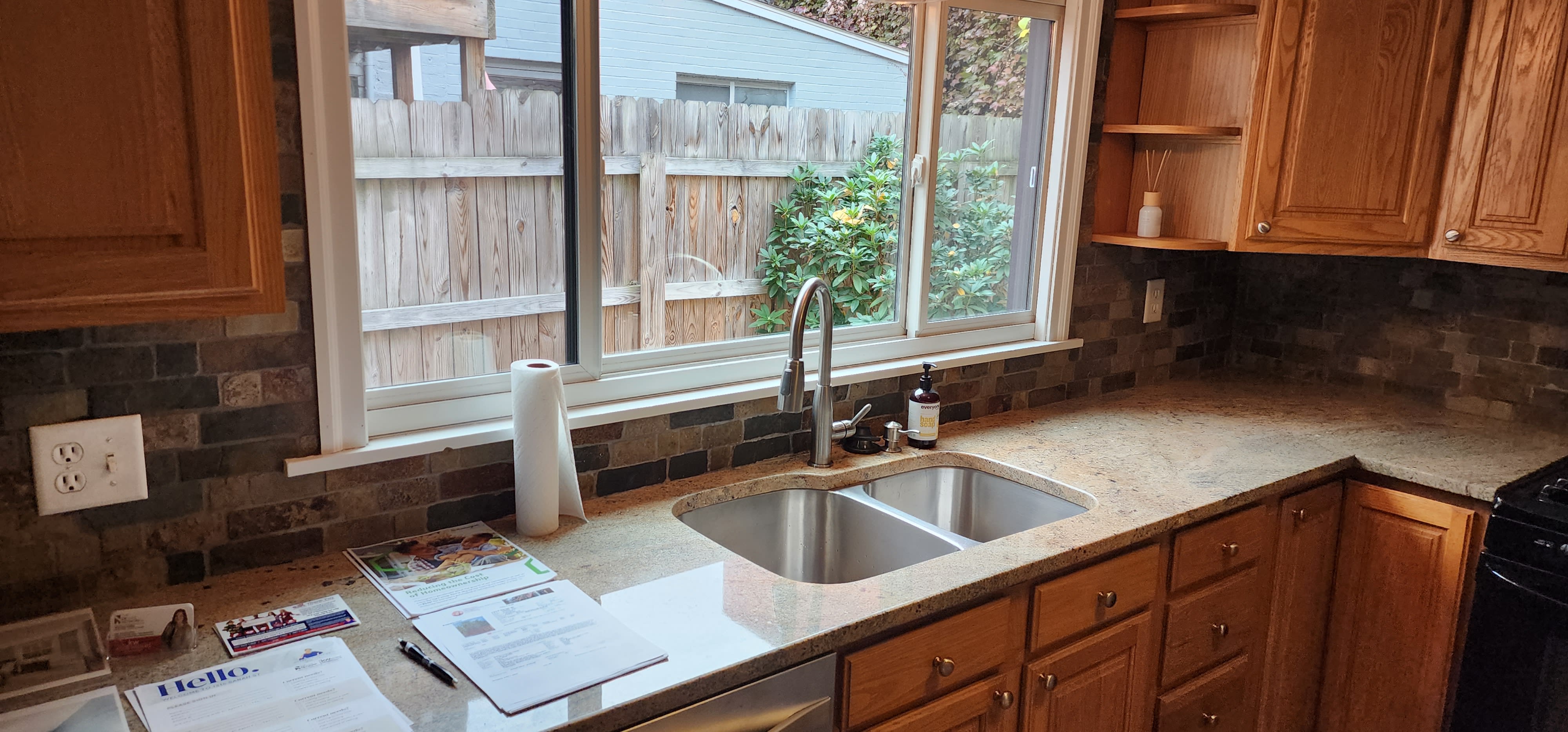 1314 Sarah Street – photo 2