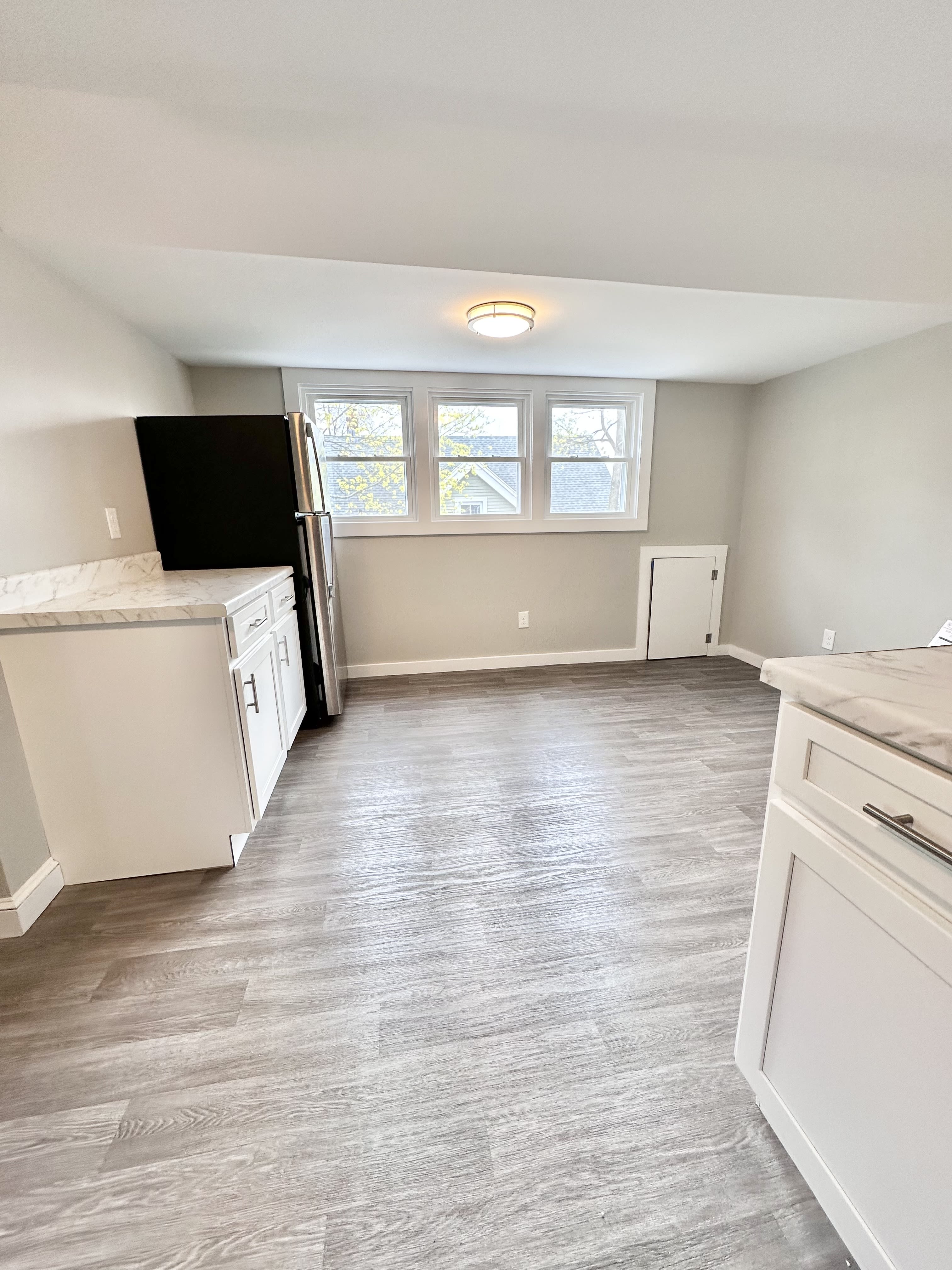 76 South Whittlesey Avenue – photo 4