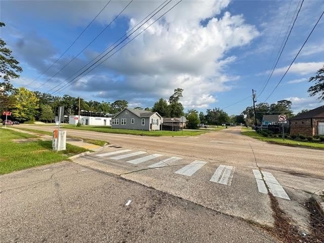 110 S LAUREL Street – photo 2