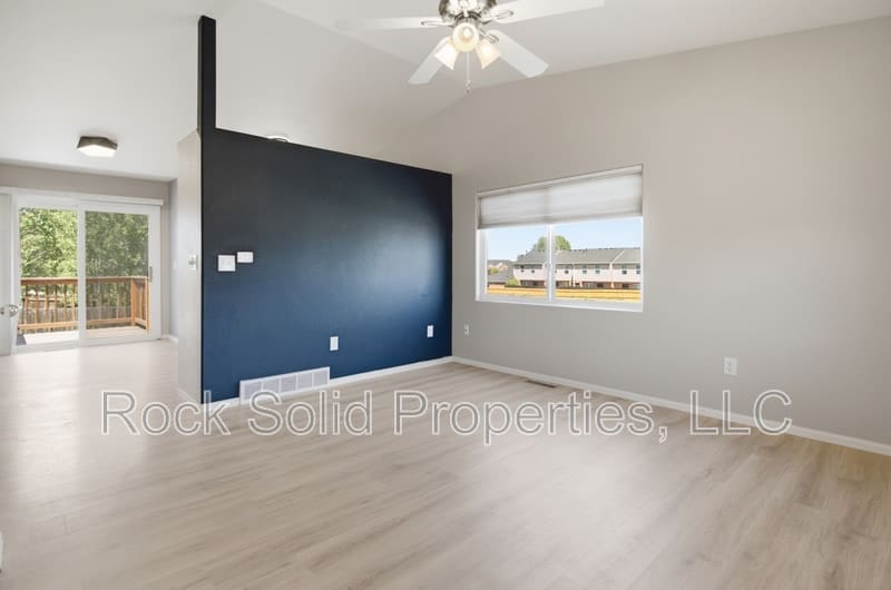 4804 Saddleback Drive – photo 3