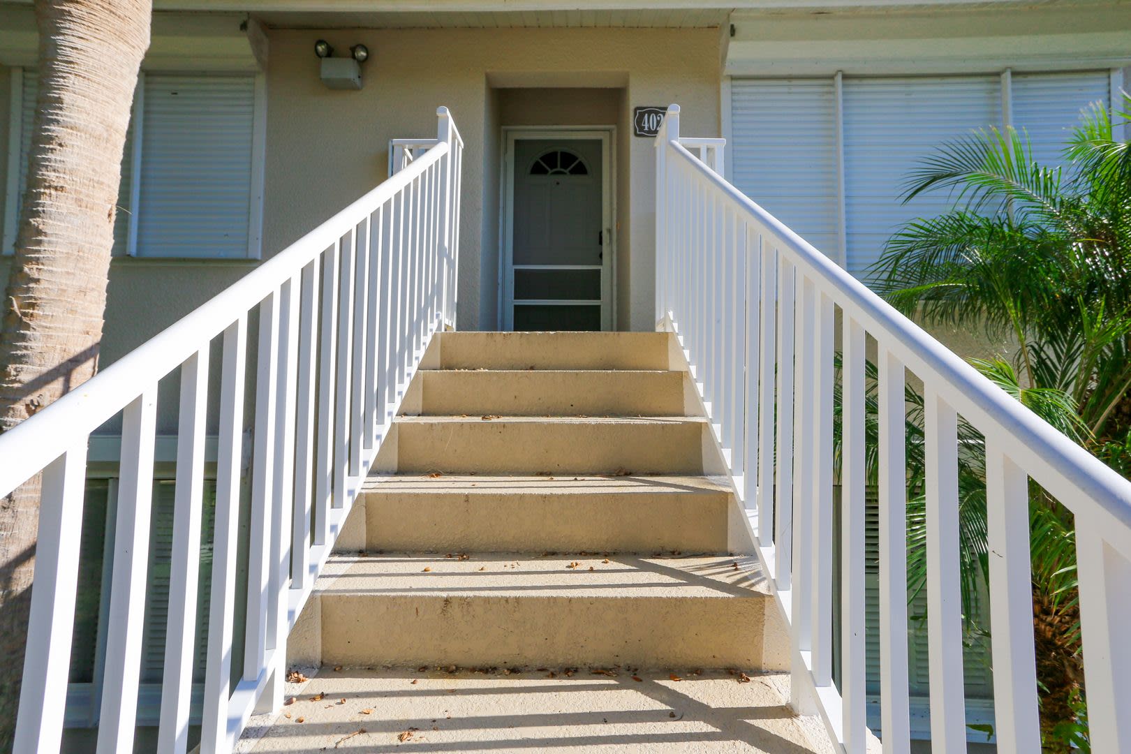 ** 3/2 VERY NICE TOWNHOUSE AVAILABLE FOR SEASON OR ANNUAL RENTAL ** FALLING WATERS ** NAPLES – photo 2