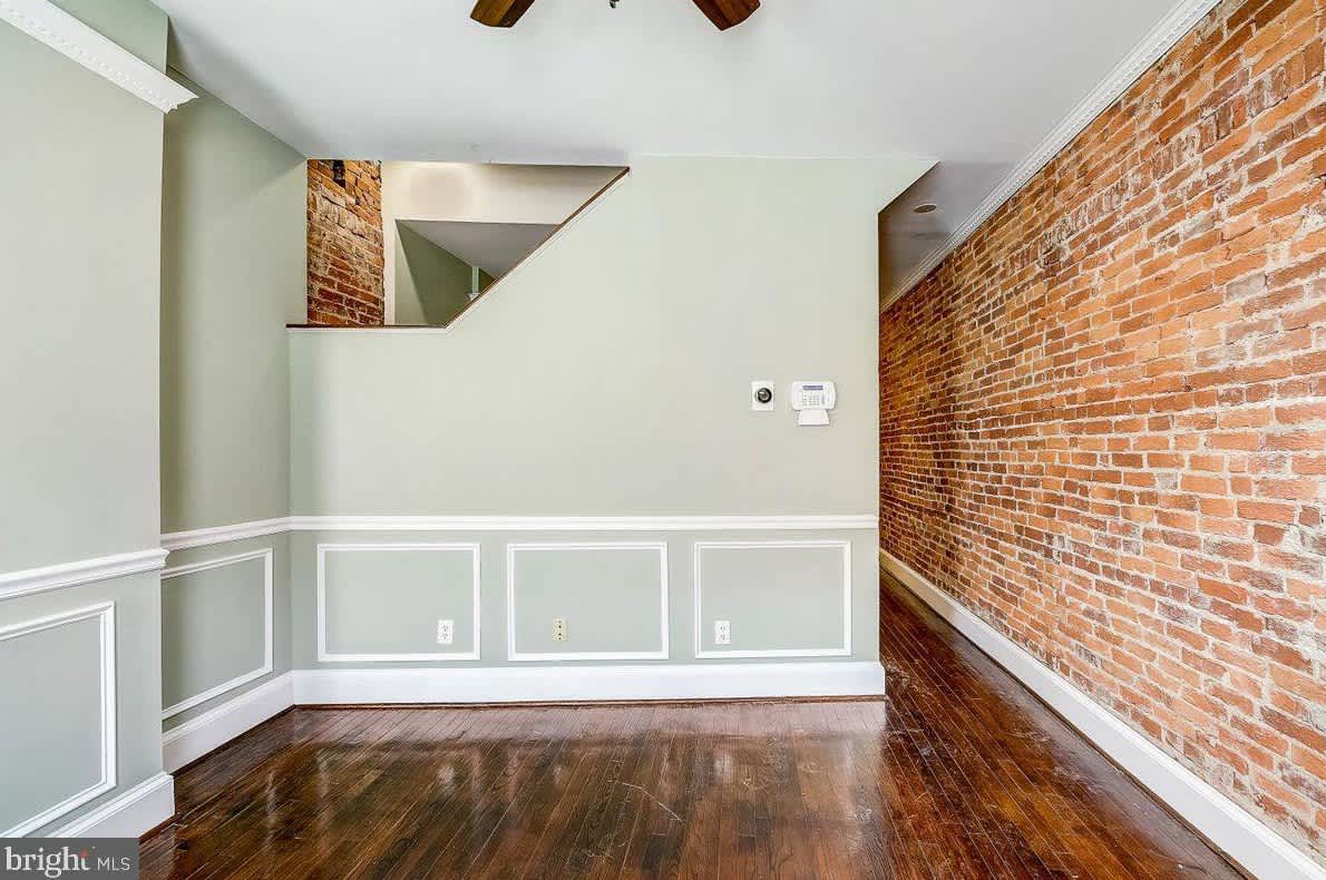 4447 Baker St – photo 4