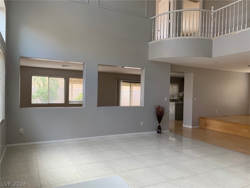 9933 W Diablo Drive – photo 4