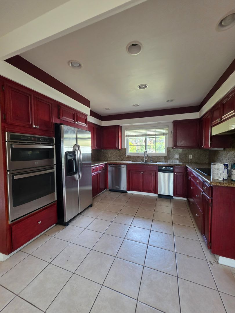 Stunning Del Cerro View Home with Spacious Split-Level Layout – photo 2