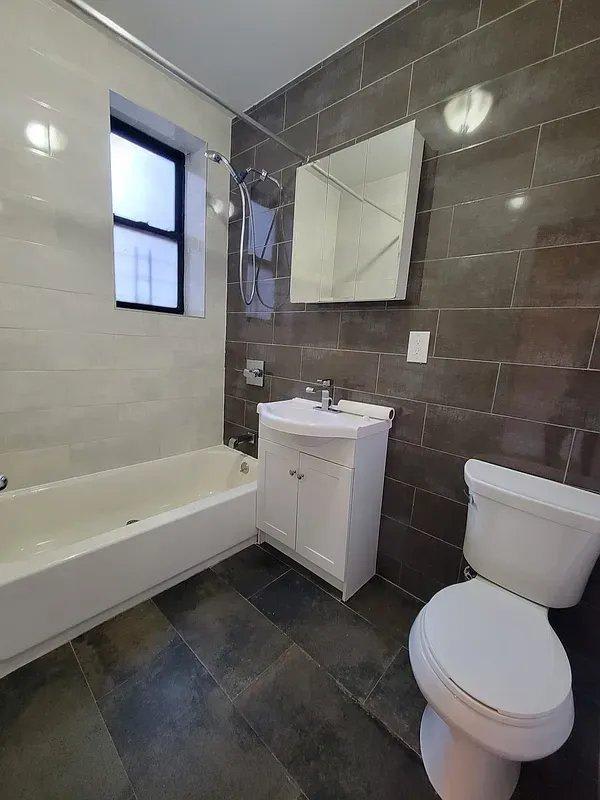 573 West 159th Street – photo 4