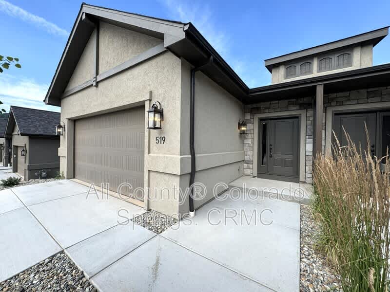 519 Brecken Court – photo 1
