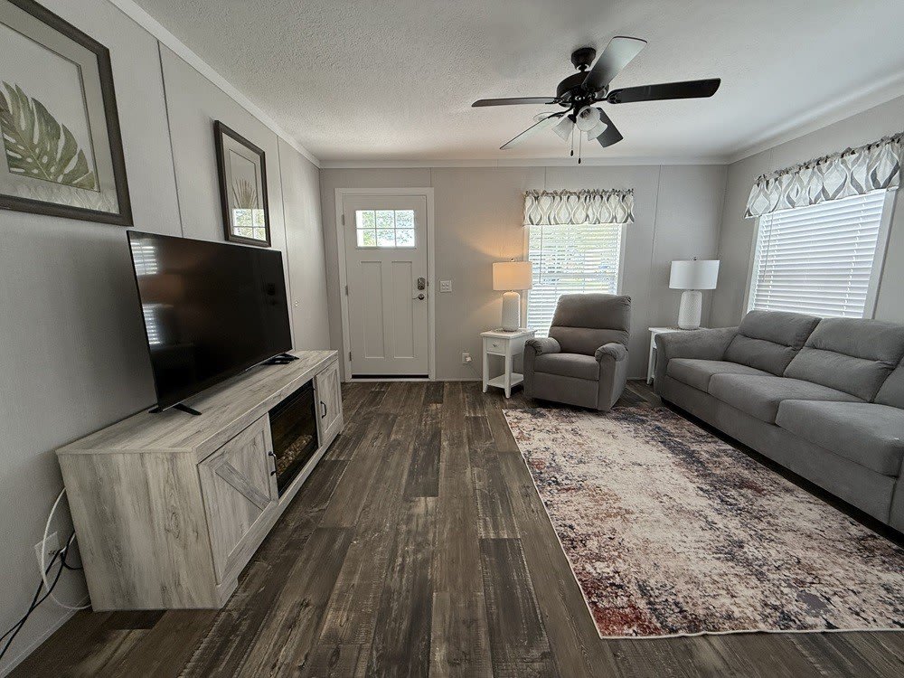 6602 A Lakewood Dr – photo 2