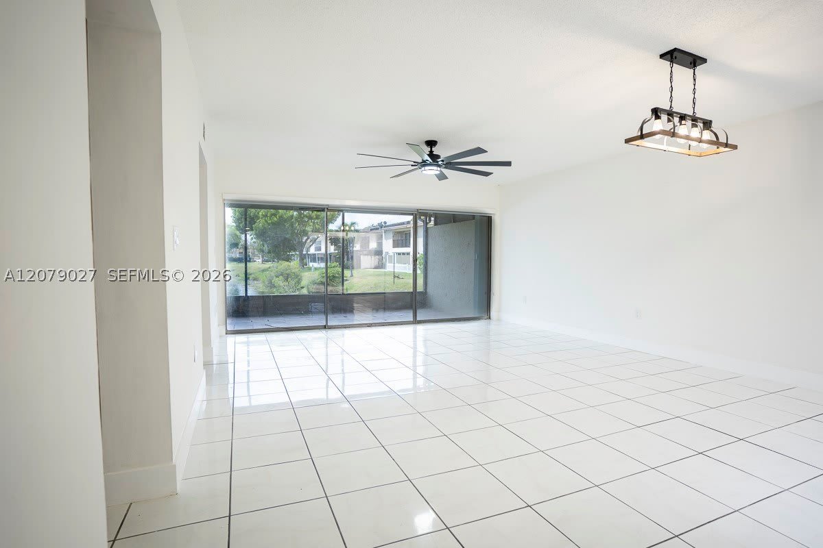 14295 Kendale Lakes Cir – photo 5