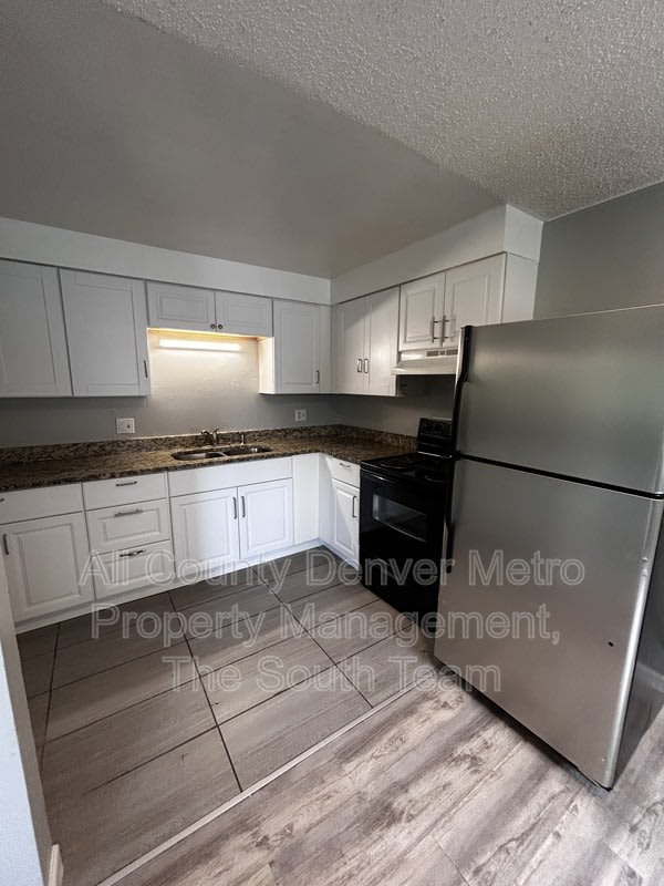 1720 Chester – photo 3