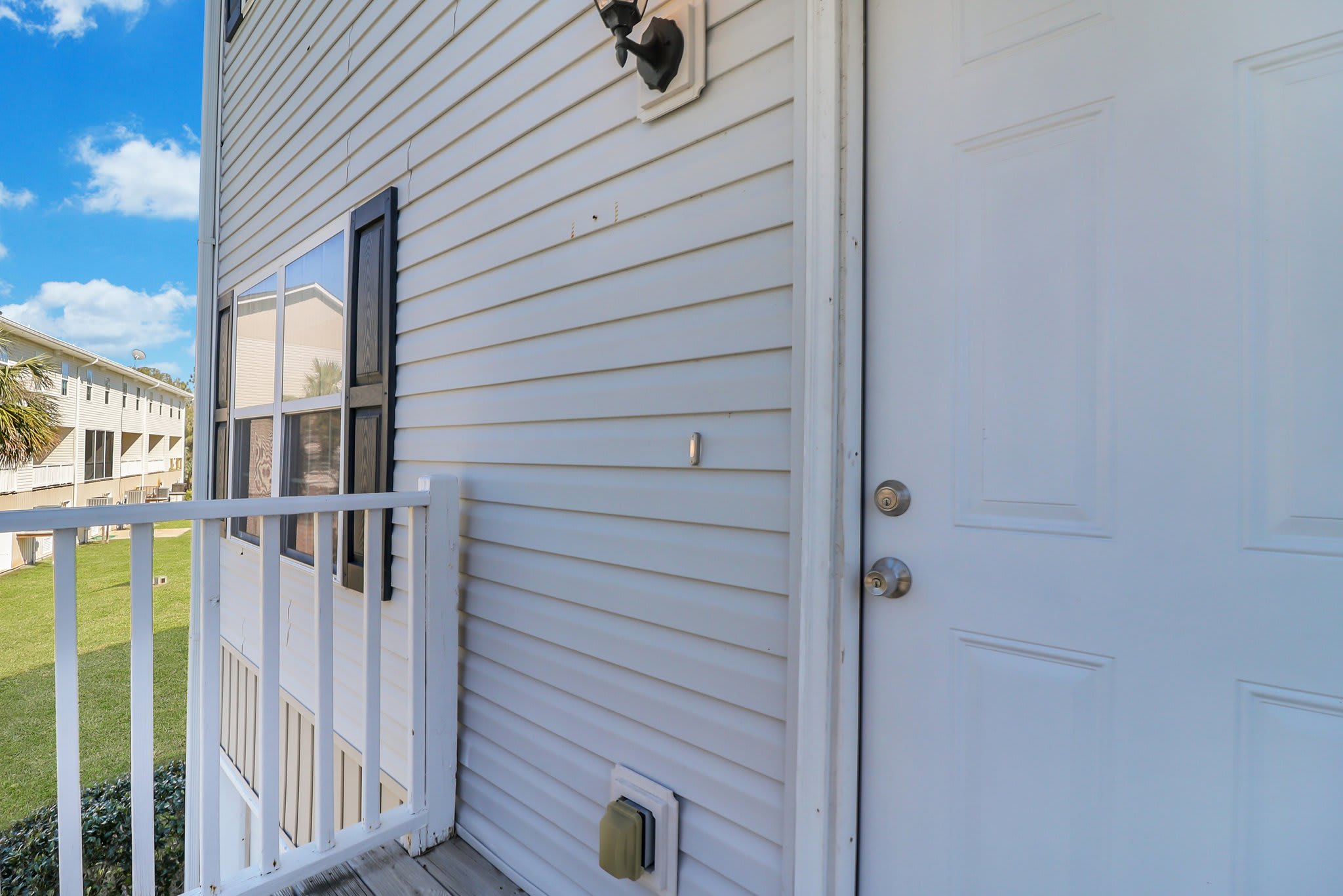324 Laurel Oak Lane – photo 2