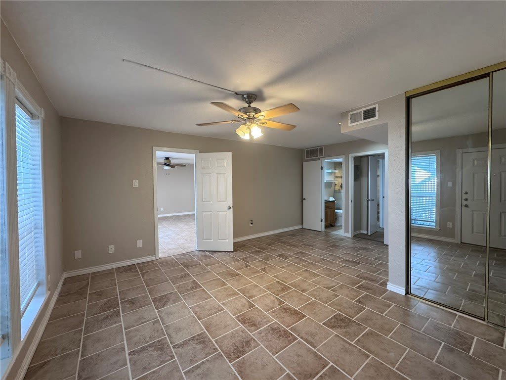 14801 Compass Street – photo 4