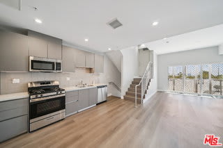 1223 Hayworth Avenue – photo 5