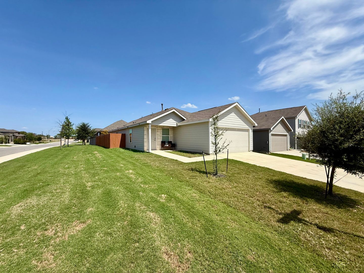 Beautiful 4 bedroom, 2 bathroom Home in Vida near Texas A&M San Antonio! – photo 2