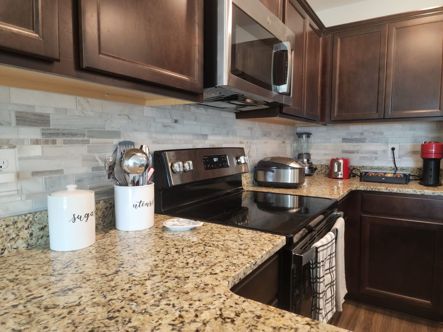 Free August Rent 405 Eclipse Lane Elgin Sc 29045 Approximately 15 Minutes Away From Away From Ft Jackson – photo 5