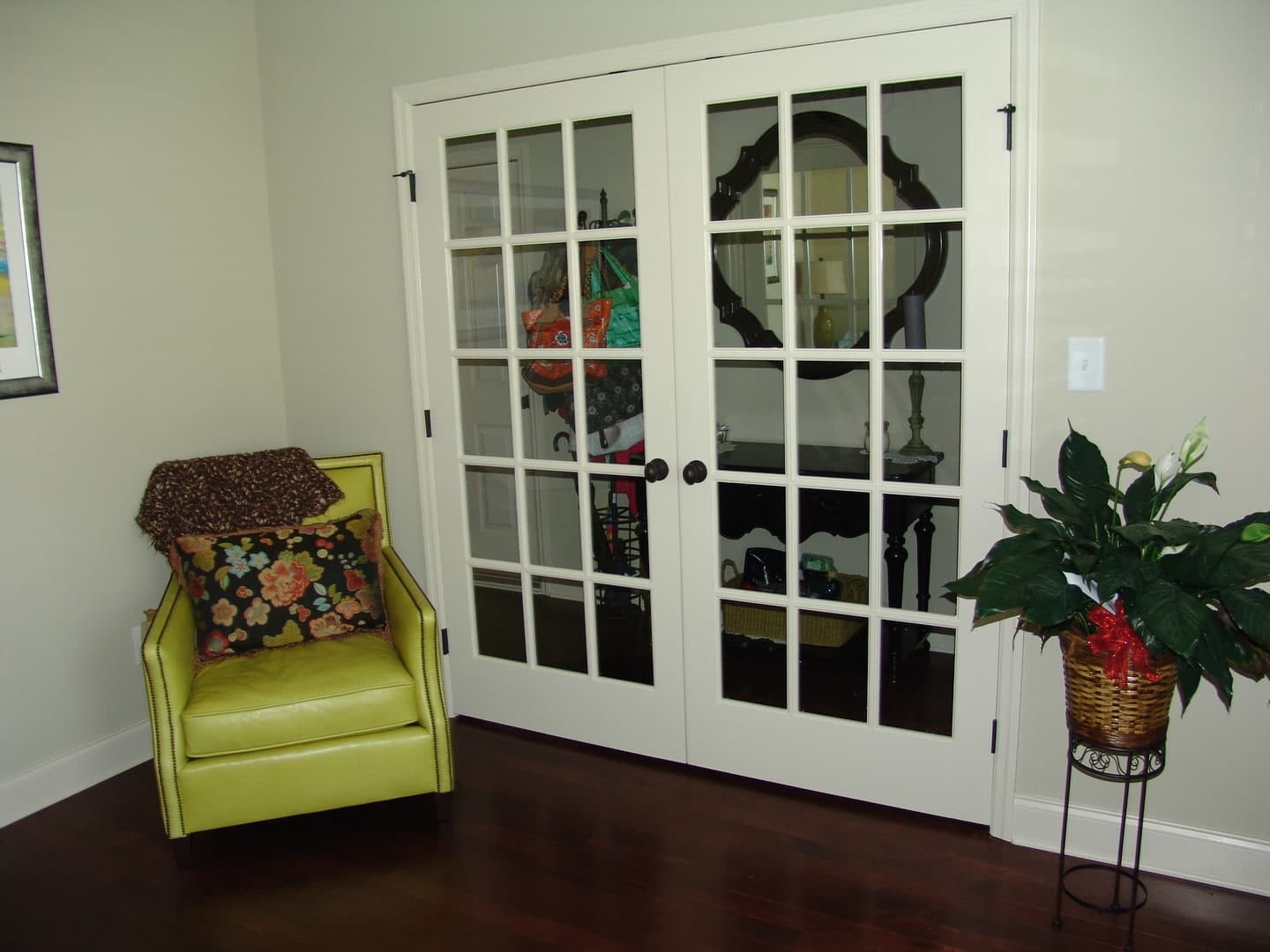 Beautiful Evans 3BR plus Loft Landsacpe Care Included – photo 2