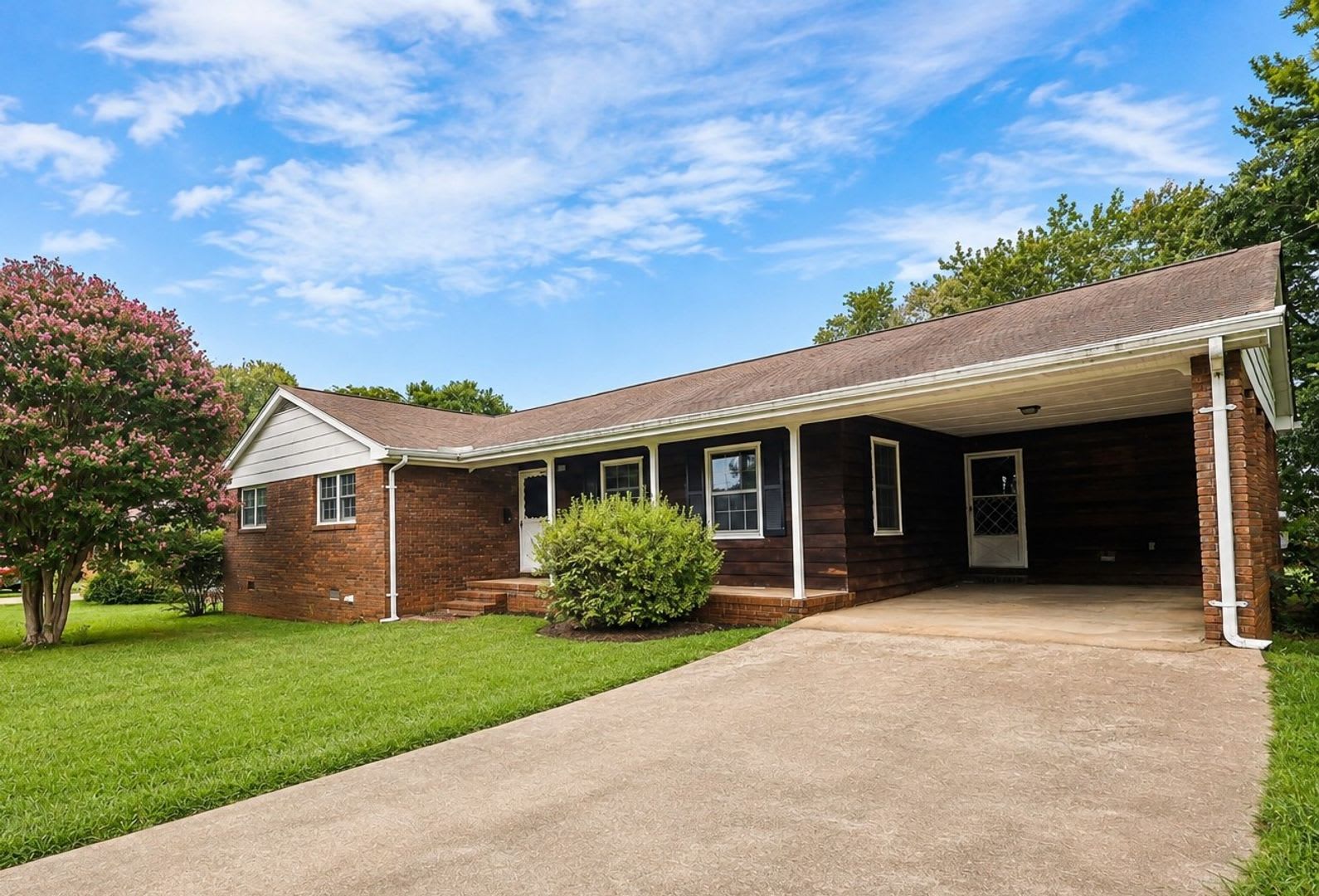 Freshly Renovated & Move-In Ready – Charming 3BR Brick Ranch! – photo 1