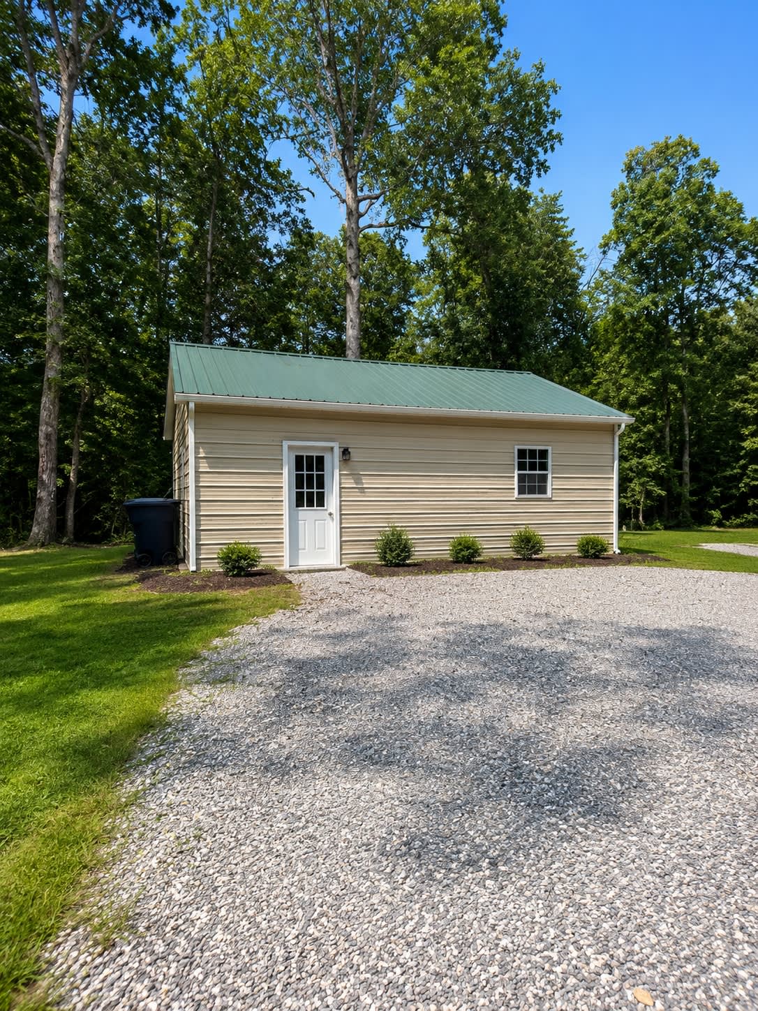 2490 Three Bridge Rd – photo 2