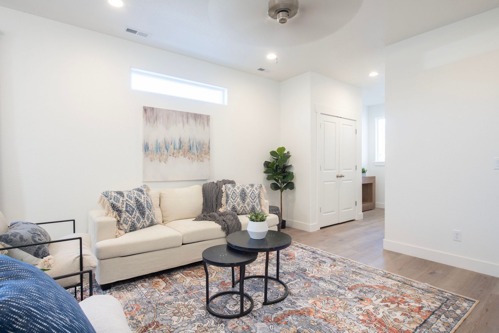 Move-In Ready 3-Bedroom Townhome in a Brand-New Community – photo 4