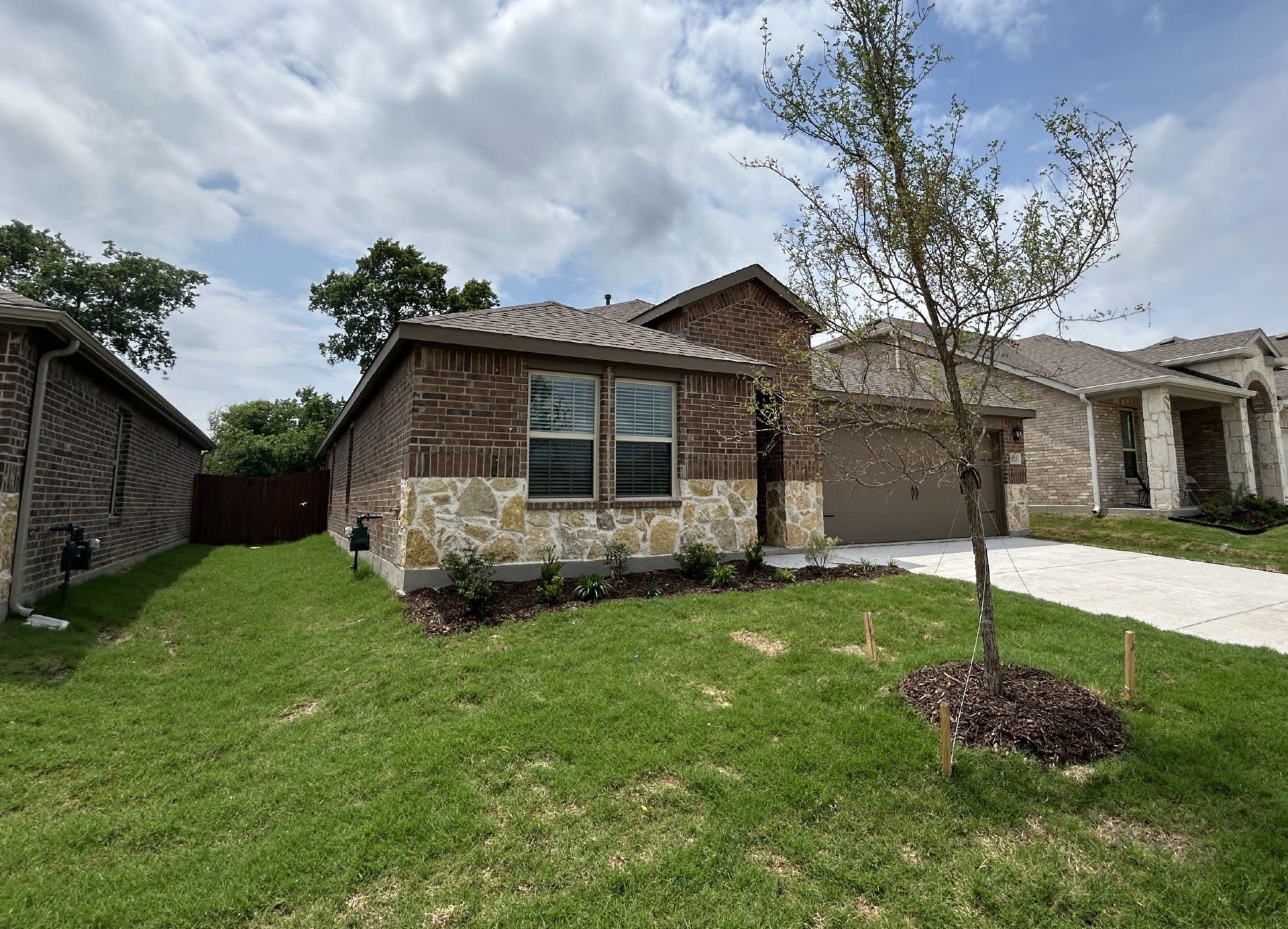 3920 Glastonbury Road – photo 3