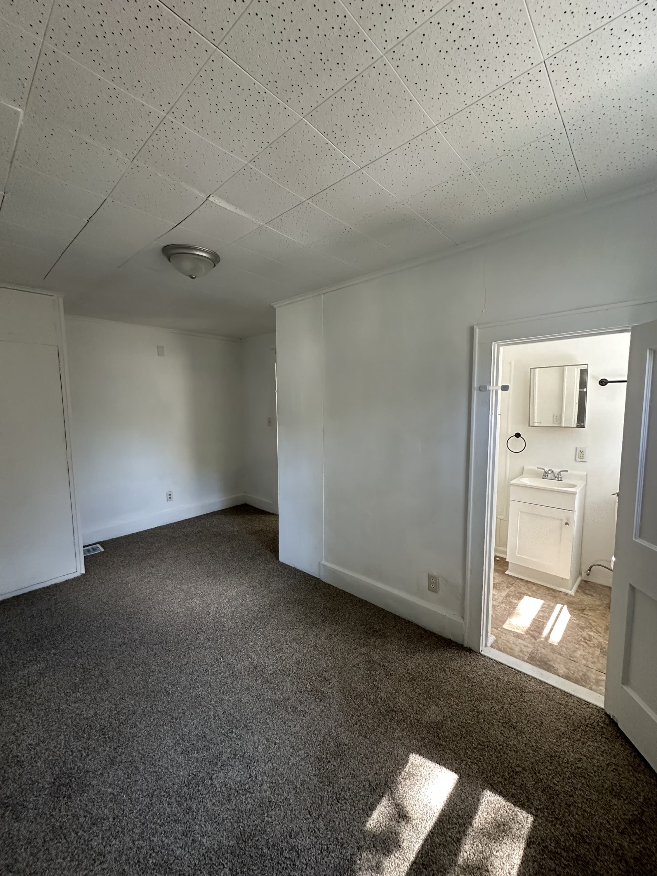 1913 Broadway Street – photo 4