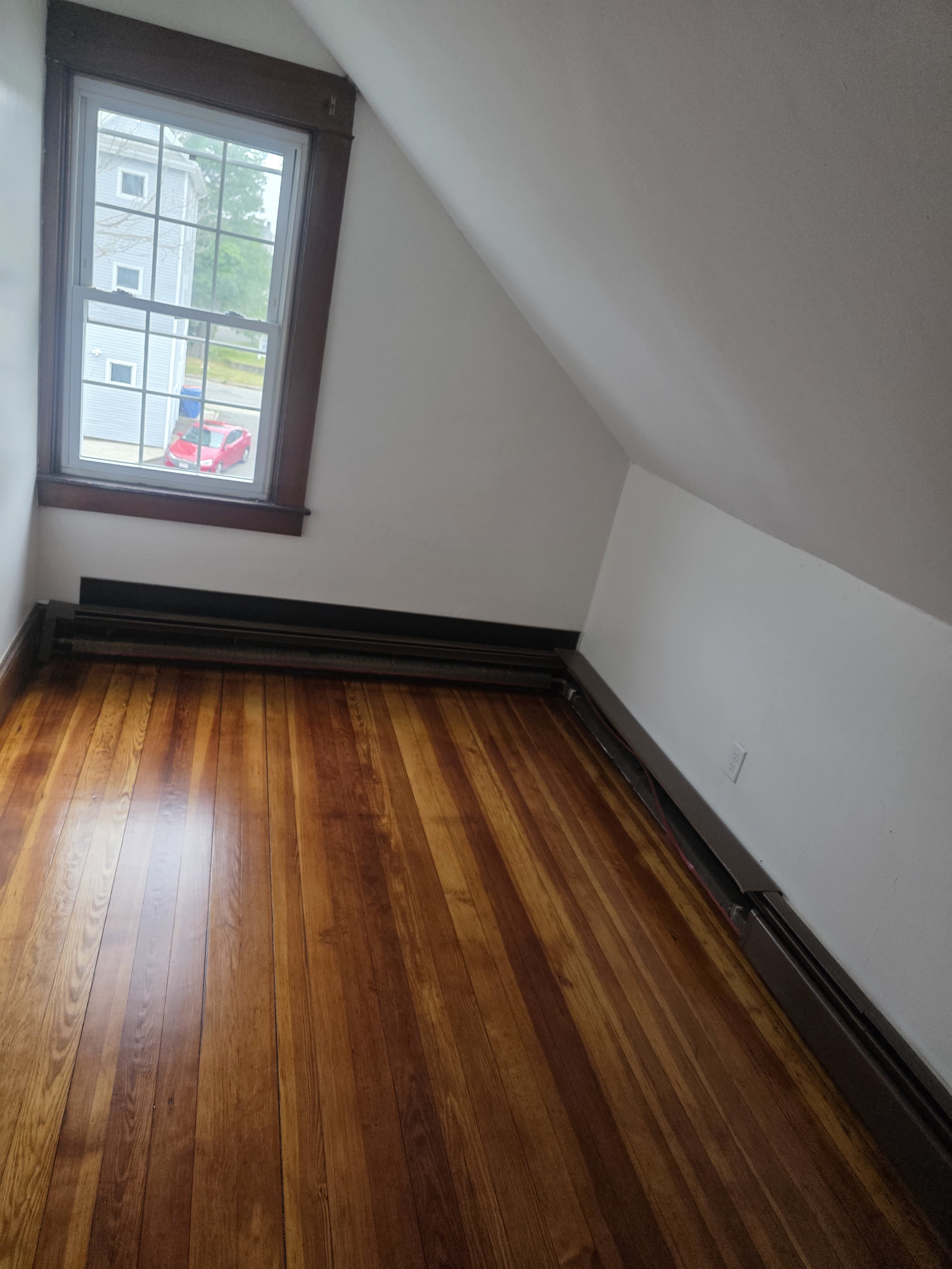 19 Stephen St – photo 2