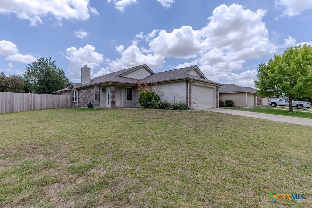 4703 Stonehaven Drive – photo 4