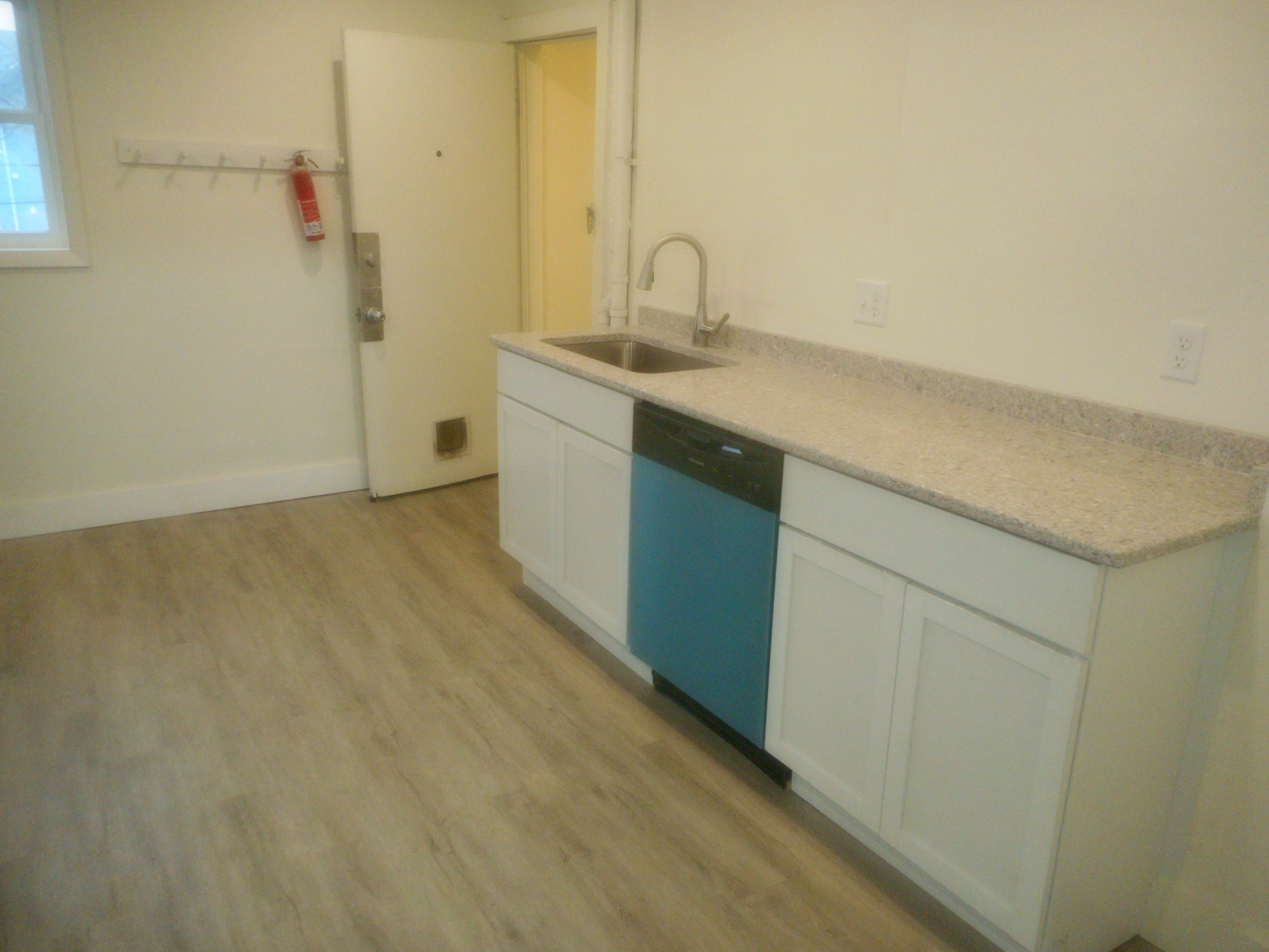 1912 15th Ave S – photo 3