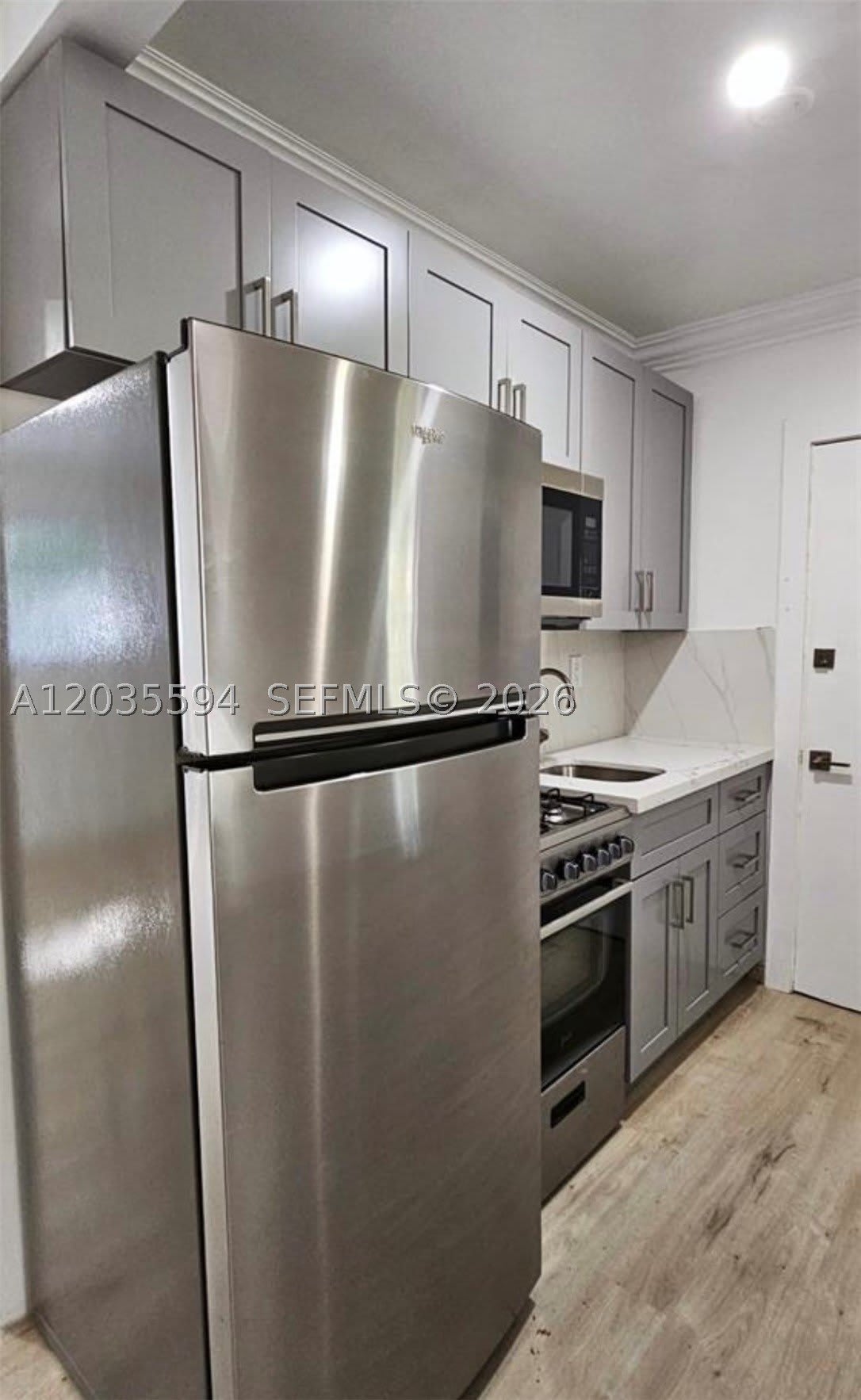6330 SW 79th St – photo 2