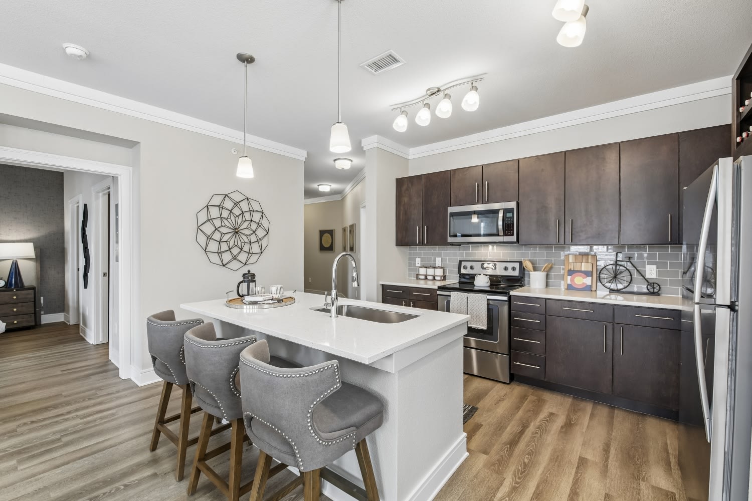 Cortland Broomfield – photo 2