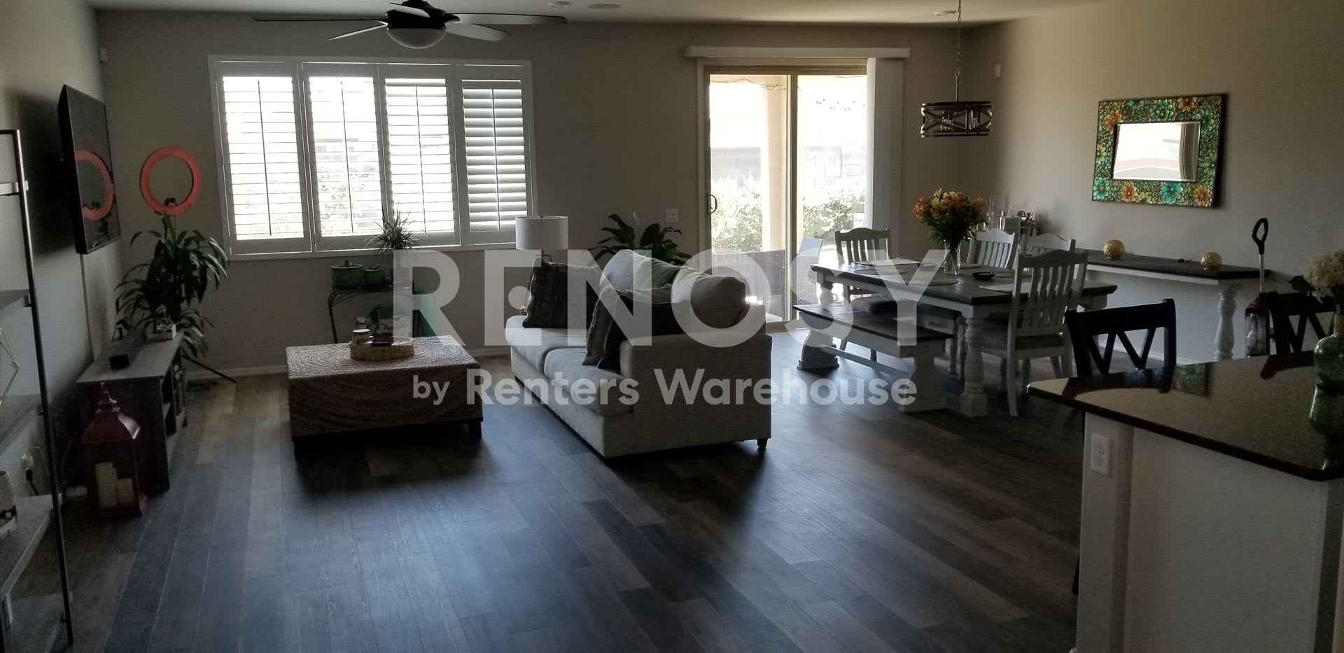 Ideal 4 Br 2 Ba 2 Car Garage Home in Gated Community Near Southern and S 16th St in Phoenix – photo 3