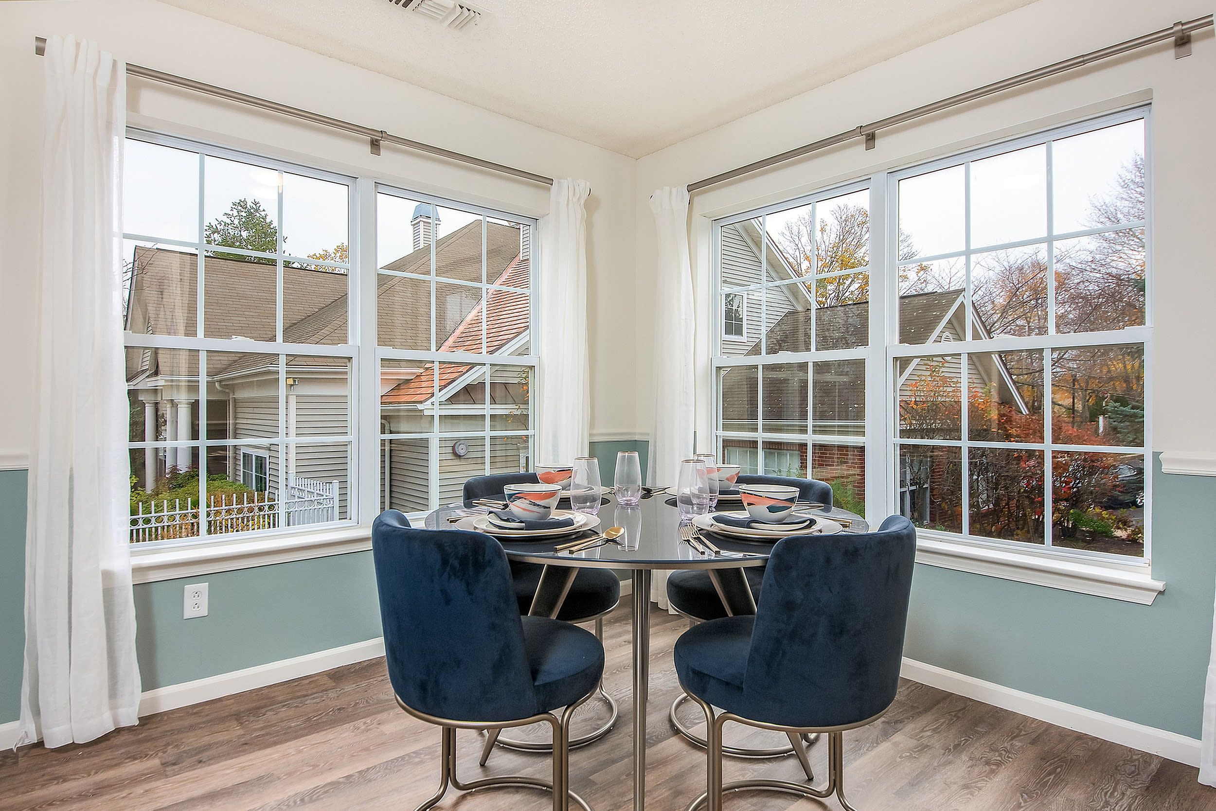 Essex Apartments – photo 5
