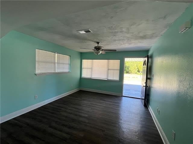 3152 College Street – photo 4