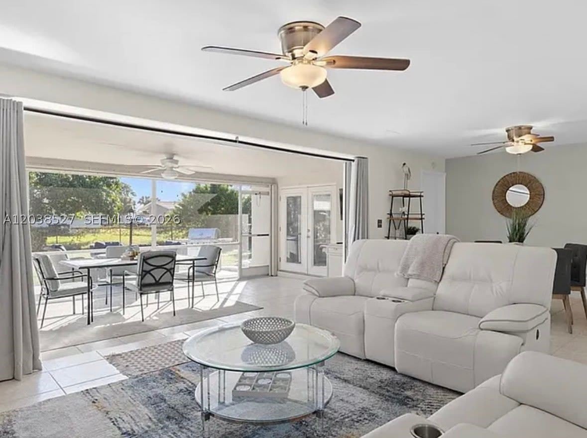 2623 SE 17 AVE – photo 3