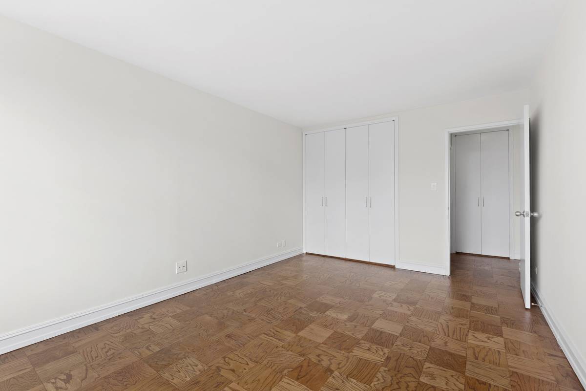 400 East 71St Street – photo 5