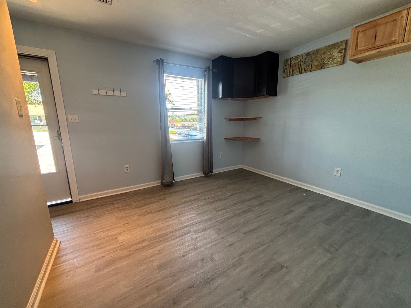 Duplex With 2 Bedrooms And 2 Bath Move In Ready – photo 5