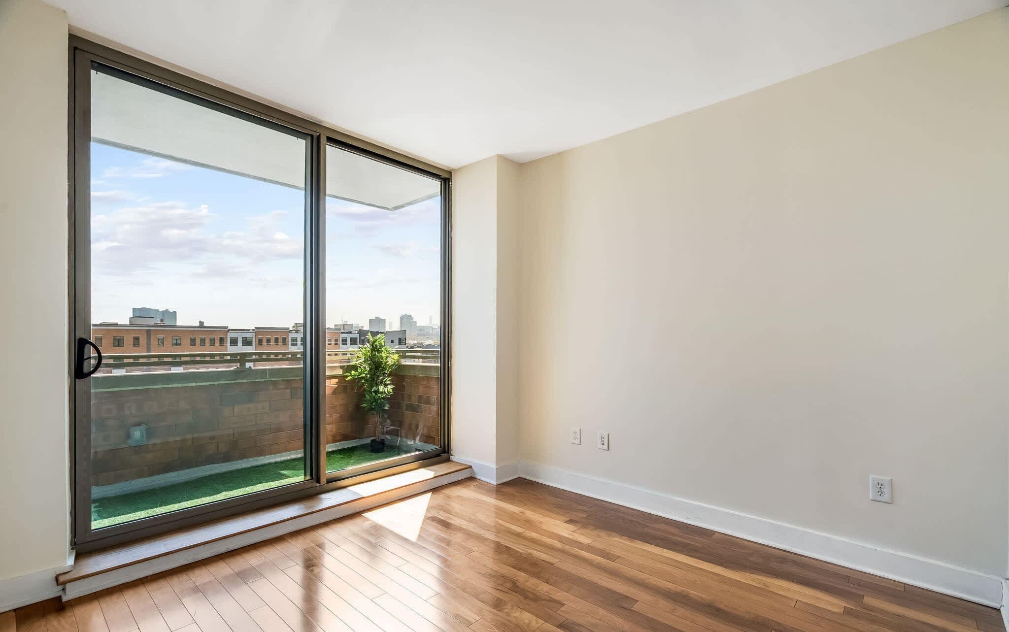 800 Jackson St Unit 6604 – photo 4